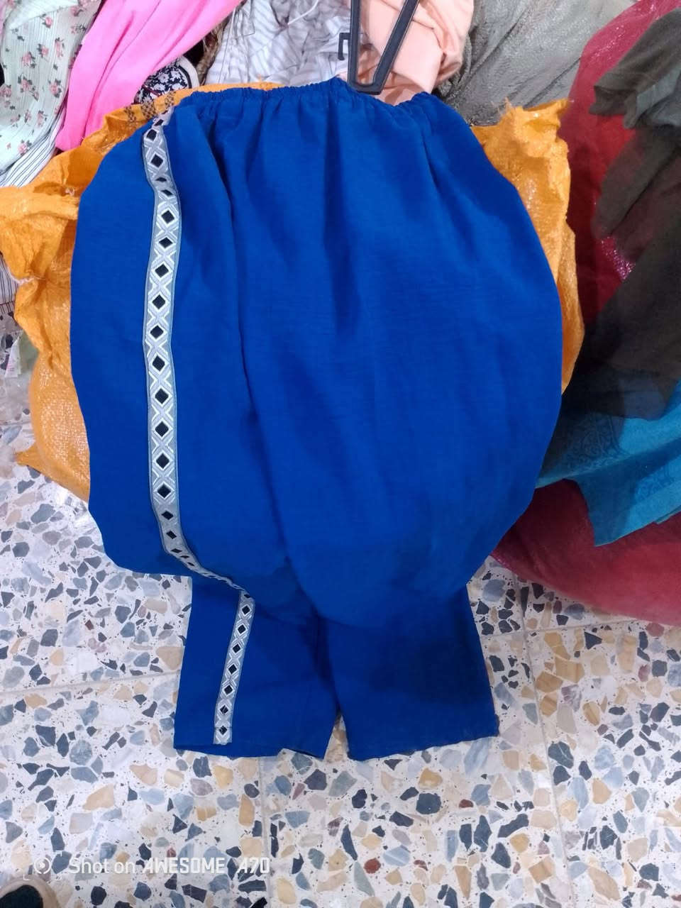 شليف ملابس نسائيه منوع  يطلع بجايم وبناطير وبلوزات وبيهن جاكيت كل شليف 50 قطعه السعر 60 الف وي التوصيل


**إذا كنت صاحب هذا الإعلان وتريد حذفه لأي سبب، رجاءا أرسل رسالة إلى الدعم الفني**