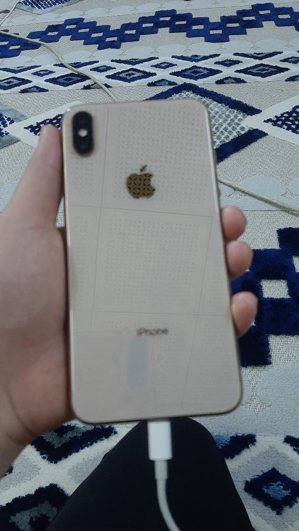 السلام عليكم
ايفون اكس اس ماكس جهاز حيل نظيف
ذاكره ٢٥٦ 
بطاريه ٨٤
مبدل شاشه اصليه حته مابيهه رساله 
سعره ١٩٠ 
بغداد الامين ***********
