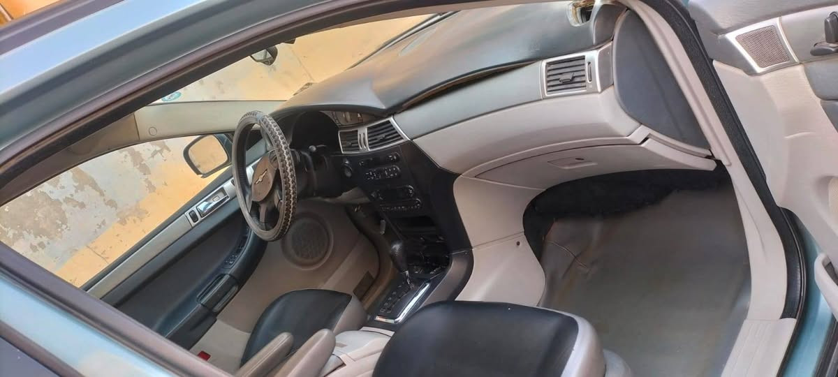 للبيع كرايسلر فسبيكا 
موديل 2008 ...سنويه بسمي رقم سليمانيه

للتفاصيل ***********
