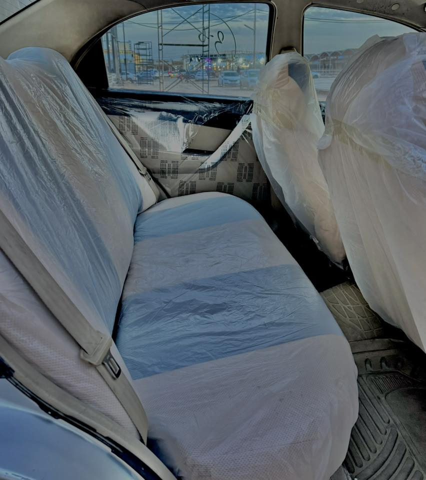 السلام عليكم
افيو 2008 للبيع 
رقم نجف ب اسمي 
بيها قطعتين رش بسبب الجراد فقط
وباب السائق تبديل نفس اللون 
سعرها 62 و عليها 2ورقة غرامة تنزل من السعر 
مكان السيارة نجف 
بيع او مراوس ب احدث
***********
