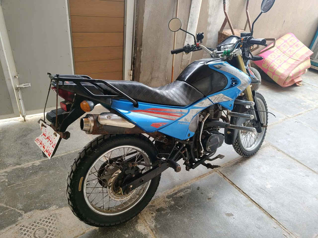 للبيع دراجه قفاز مديل 20 مكفول محرك 200 أوراق اصولي السهر خاص لل تصال *********** او ***********
