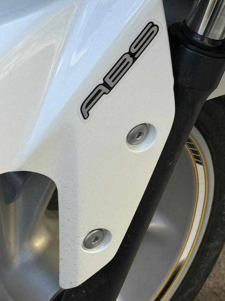 آلُڛلُآمْ عٌلُيُڪمْ وُرﭸمْة آلُلُه وُٻرڪآٺة 🌱. N MAX  بعدهه زيرو ابيض صدفي جديده  لوكك اي استفسار ***********
