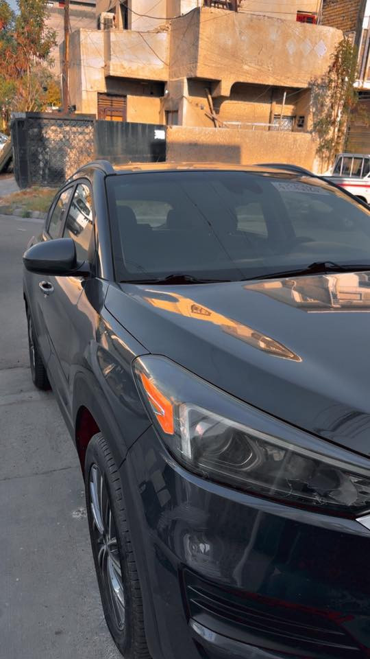 توكسان موديل 2021 امريكي
الحادث سرقة جاملغ ايمن 

ماشيه 60 الف  

محرك 2000 تيربو 

رقم بغداد بأسمي 

فول موصفات عده الفتحة 

 ***********
