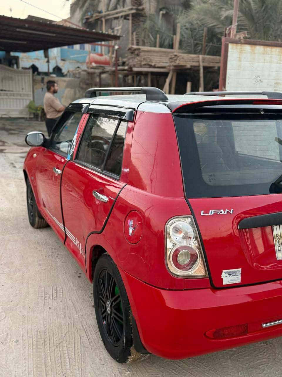 السلام عليكم ليفان 320 مستر بين للبيع  السعر35 وبيها مجال بسيط رقم بابل سنويه نافذه بعدلها شهرين  مكانها نجف  الرقم لتواصل  ‏‪‪0783 896 0609‬‬‏
