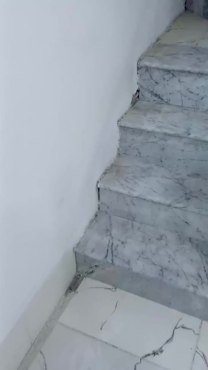 بيت للبيع في كربلاء حي الشرطه 50. طابيقن بناء طابوك درجه اوله       الستفسار *********** واتساب هم موجود
