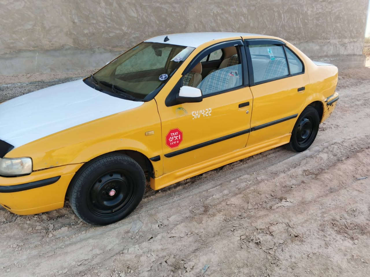 سلام عليكم سمند البيع موديل 11 رقم بغداد كير مكينه مكفولات حداديه جديده مكفوله من ضربه تخم تاير مصفره سنويه 29  السعر 27 عنوان بابل الحصوه  حي زهراء ***********
