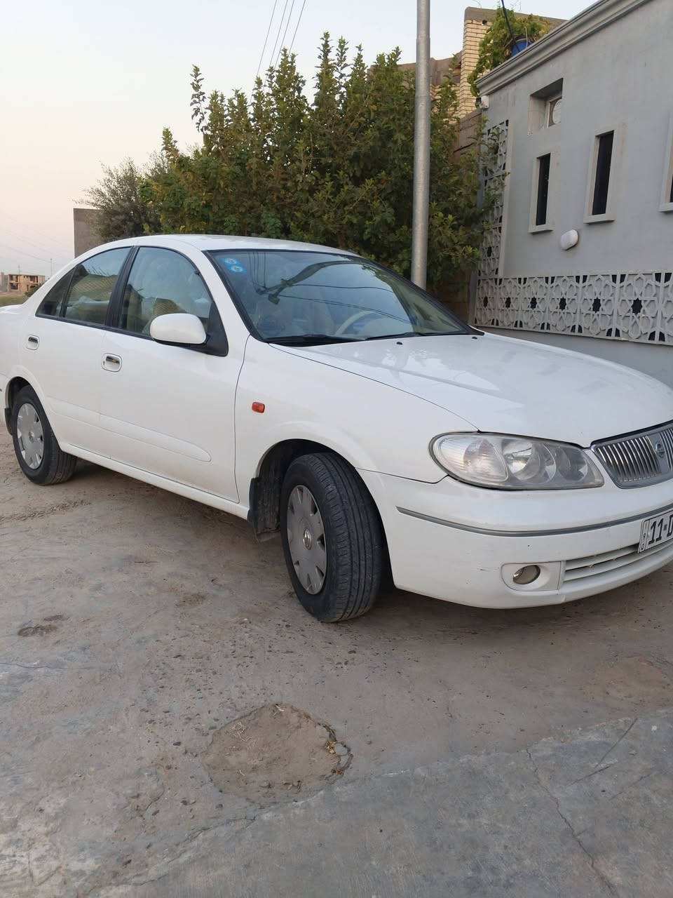 نيسان سني 2009 مثل ما موضح بلصور ضررها جاملغ امامي جهة السايق السياره جديده السعر 105 تفاصيل اكثر ***********
