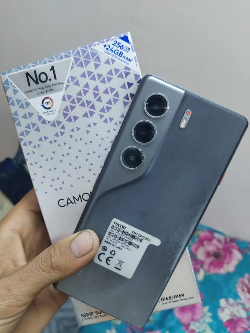 سلام عليكم للبيع تكنو كامون اربيعن أبرز 
السعر ٢٨٠ اوبي مجال قليل العنوان بغداد مدينة الصدر قرب فلكت حي النصر موجود وتساب فقط ***********
