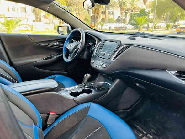 ماليبو للبيع
موديل 2018 
ماشيه 110
كير اي تي 
رقم اربيل تحويل مباشر 
جاهزه من كلشي 
حادث السياره بنيد صبغ فقط بدون ايرباك بدون دواخل شرط وتعديل جاملغ بارد  والصور بل منشور 
سعر 98 وبيه مجال حك الجيه 
مكان السياره بغداد السيديه 
*********** بغداد
