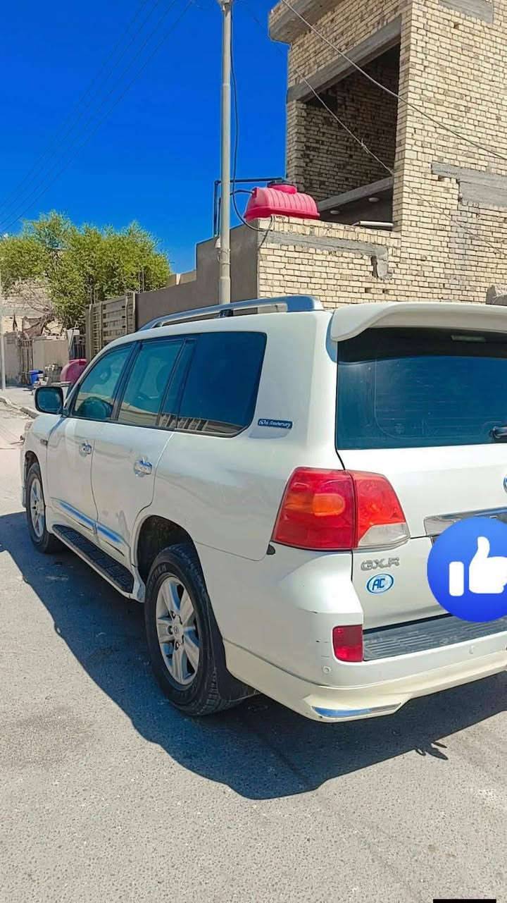 سلام عليكم لاندكروز 2011 ستينيه 8سلندر 
ادوات ادوات للبيع فقط السعر 170 
مكانها بصره 
***********
