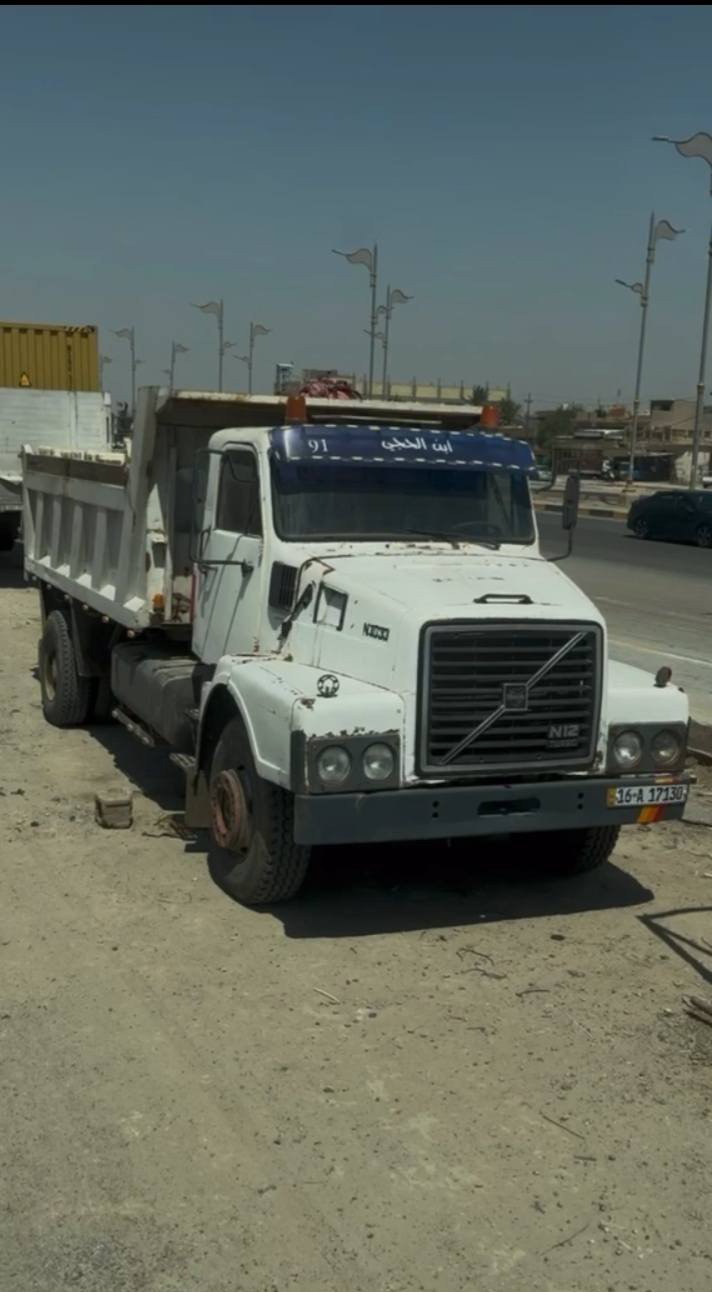 السلام عليكم سياره فالفو تك البيع موديل ٩١ محرك خير من لله تخم تاير سياره جهازه الشغل سنويه 2029/بسمي سعر خاص /***********/***********
