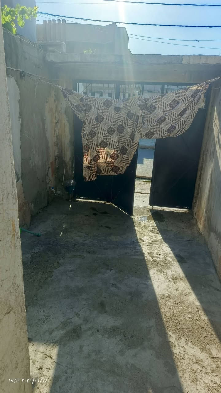 دار لليجار دوسه في اصلاح الزراعي,4غرف ثنين فوك وثنين جوا غرف اكبار للستفسار اتصل ع رقم ***********
