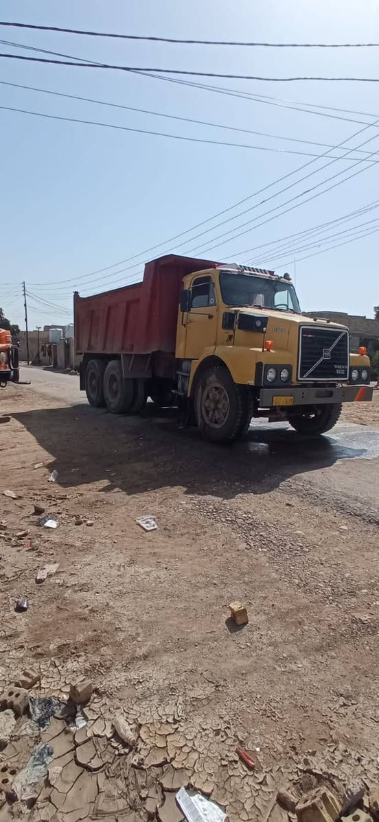 سلام عليكم للبيع فالفو موديل ٨٢ مكينه جي ١٠ جديده كير فقسه  سياره بلاديه ونضيفه جاهز للعمل سعر 15 مليون اوبيه مجال الاستفسار تصل ***********
