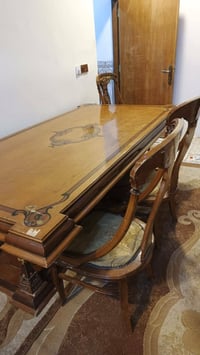 ميز طعام • ٣ كراسي • صاج قديم