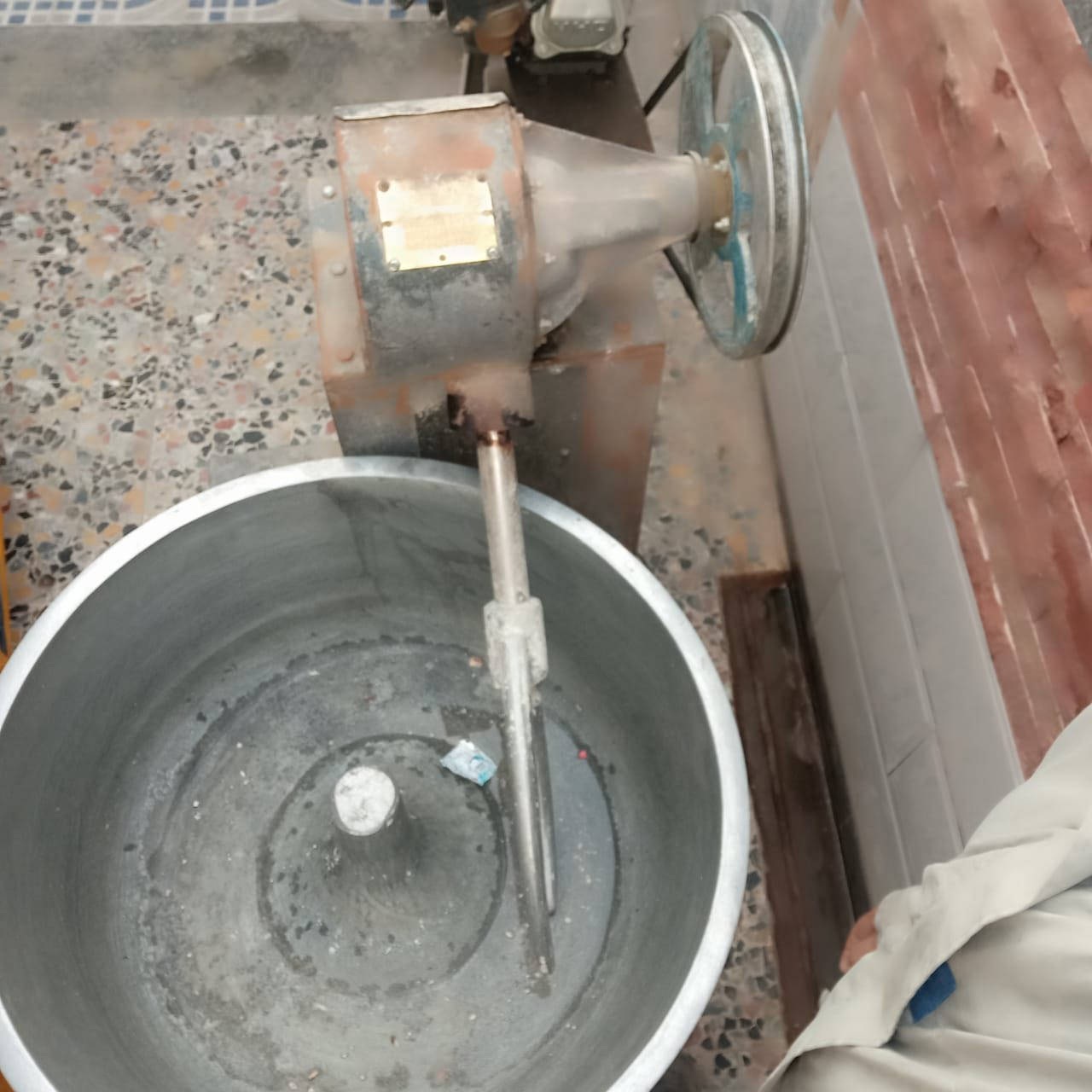 السلام عليكم عندي عجانه للبيع الستفسار ***********
