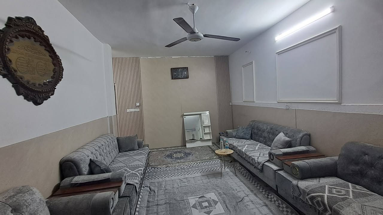 السلام عليكم
بيت للبيع ١٠٠م السكلات منطقة ١٤ مقابل مدرسة الشهد 
البيت مطلوب لمصرف الرافدين الاستفسار ع رقم *********** ممتواجد ع نت
