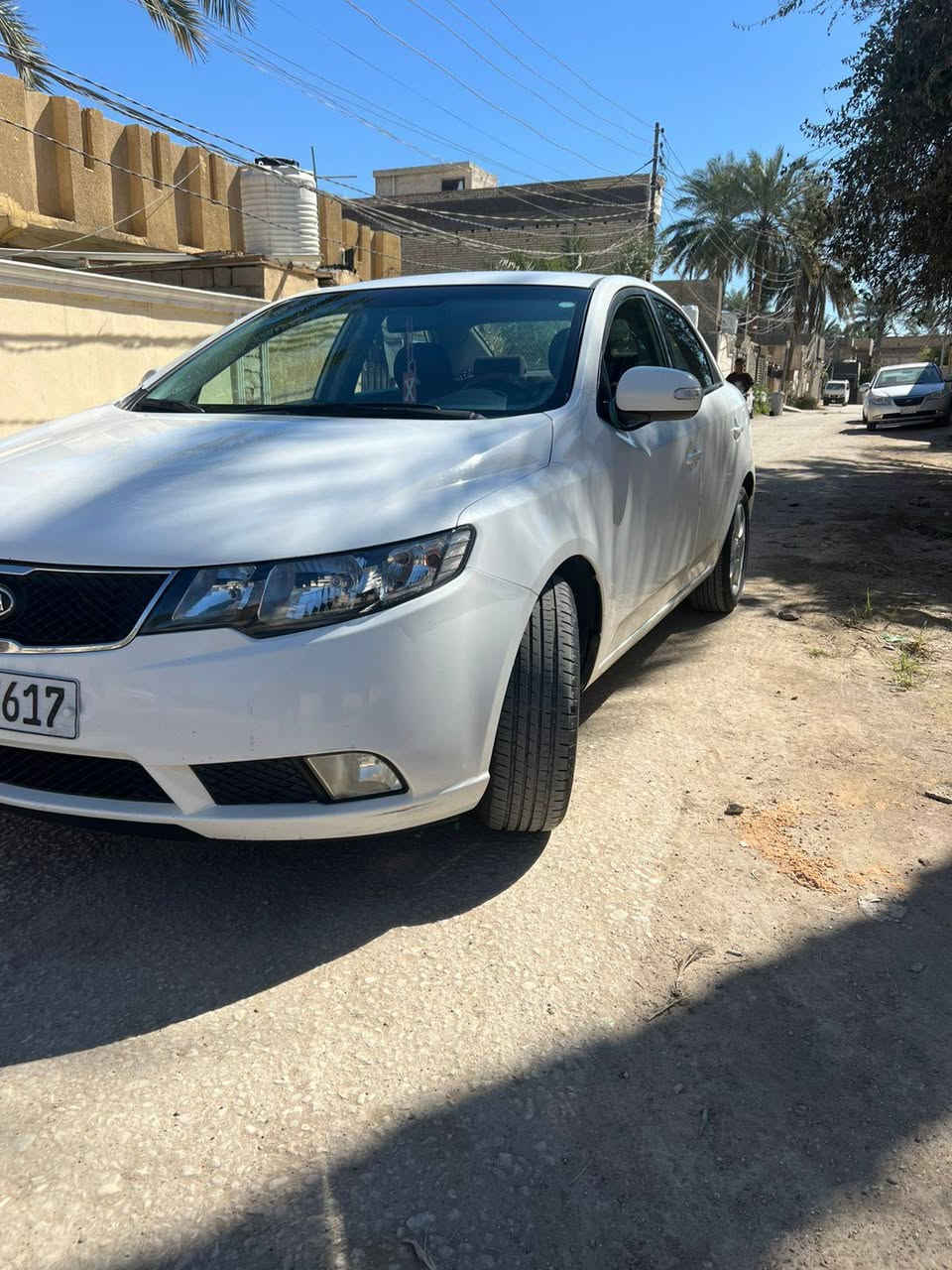 سيراتو 2010 بلاديه   ع وضع الشركه 
كفاله عدا باب مبدل شرط سونار مؤسسه بدون قطرة صبغ مكينه كير حداديه تخم تاير +سبير بطاريه كله جديد.  داخل ماروني   مكان السياره الاسكندريه.  رقم سليمانيه تحويل وكاله.السعر ٩٧وبيها مجال ***********
