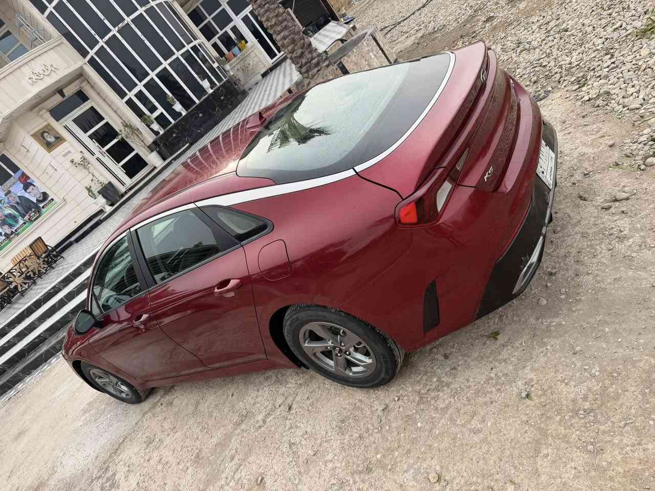 السلام عليكم للبيع السعر147 موديل 2021 رقم بغداد معوقين بعد سنه وتتحول سياره جديده صور الحادث مرفقه عنوان السيارة واسط الزبيديه ***********
