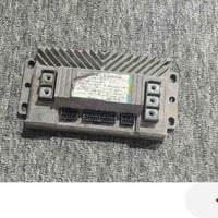 بطاريات حجم صغير+ عقل مستخدم شي قليل و بطاريات عدد 5 سعر البطاريه الوح...