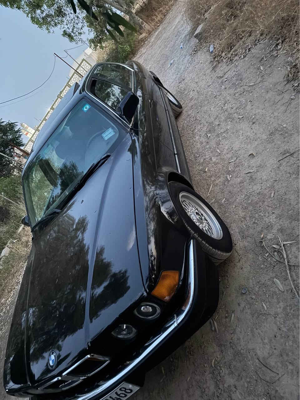 بي ايم لبيع مويل 1992محرك 8 كير محرك تبريد باتري كهربائي كامل كوشن جلدكوشن كهربائي  صبؤغ عام  جمالي  حدادي جديد راقم سنويه هزه جديد بسمي شرط تحويل  بيتاقه بنزين بي  /*********** كركوك, العراق
