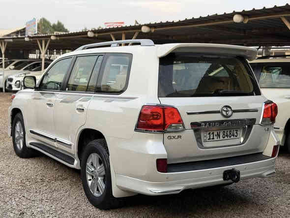 للبيع لاندكروز 2012 بريم السياره جديده كفاله بيه فقط بارد باب صدر شي بسيط ودعاميه الاماميه صبغ السونار مرفق بالمنشور السياره محرك ٦ سلندر بلادي رقم انكليزي بغداد باسمي السعر ٣٥٠ ومجاله كلشي بسيط حك الجيه مكانه بابل معرض الوطن لتجارة السيارات الحديثة طريق حله - نجف الفرع الاول اتصال ***********
