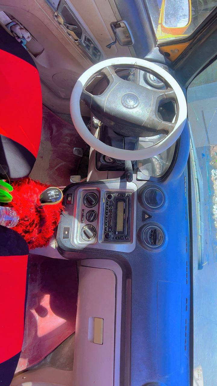 سلام عليكم سياره سي كي كير عادي كورله لا تبخير ولا تنقيص عوزهه بس بنيد لو تحطله مشبج بس سياره وين مايعجبك روح راعيهه موجود توه مسوي حداده مالتهه تخم تايرات غرفتهه حلوه كهربايات شغاله تصل ع رقم الهاتف ***********
