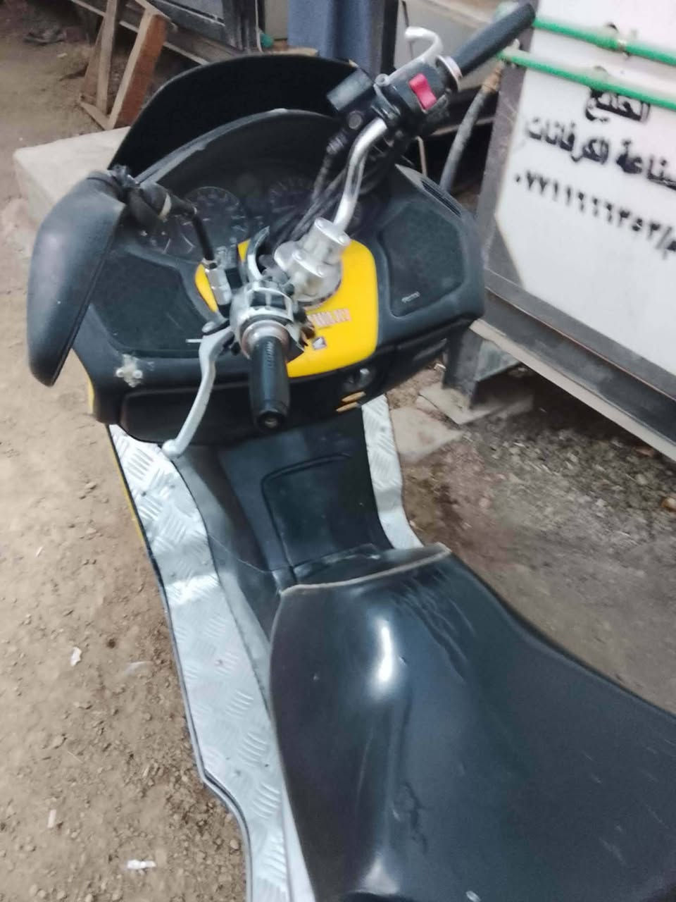 صفر ٩
كير شغال
نقص جاملغ
وتشتغل من الشخاطه دكمه مال سلف عاطله
والباقي كله شغال
***********

٦٠٠
