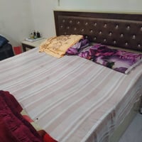 غرفه نوم • للبيع