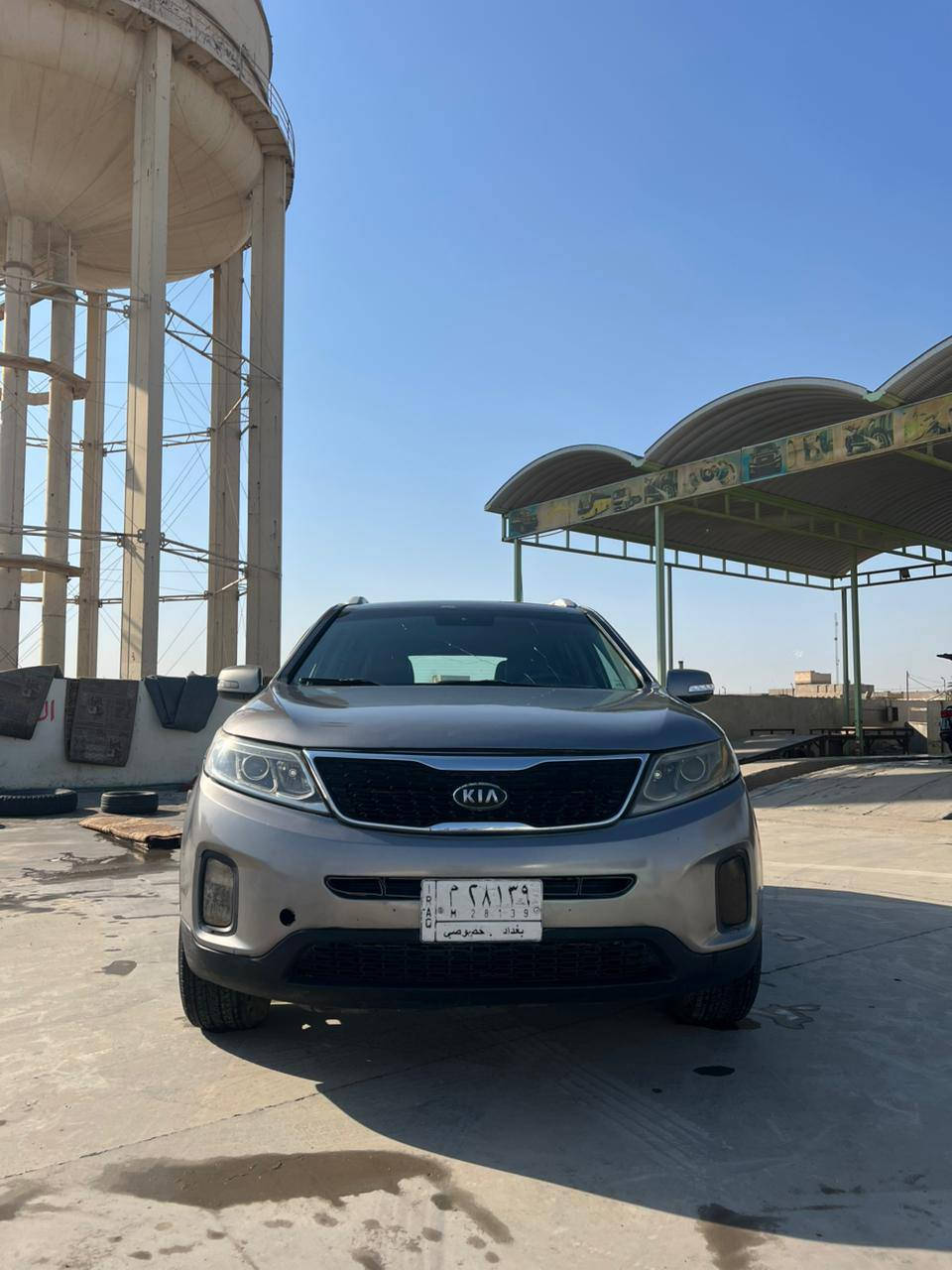 السلام عليكم سورنتو موديل 2015امريكي بيها 3قطع صبغ بدون دواخل مكينه 2400 رقم بغداد  شرط التحويل السياره جديده وجاهزه من كلشي تخم تاير تبريد ثلج حداديه اماميه وخلفيه مكاني دوانيه السعر 120وبيها مجال بيع مستعجل ‏‪***********‬‏
