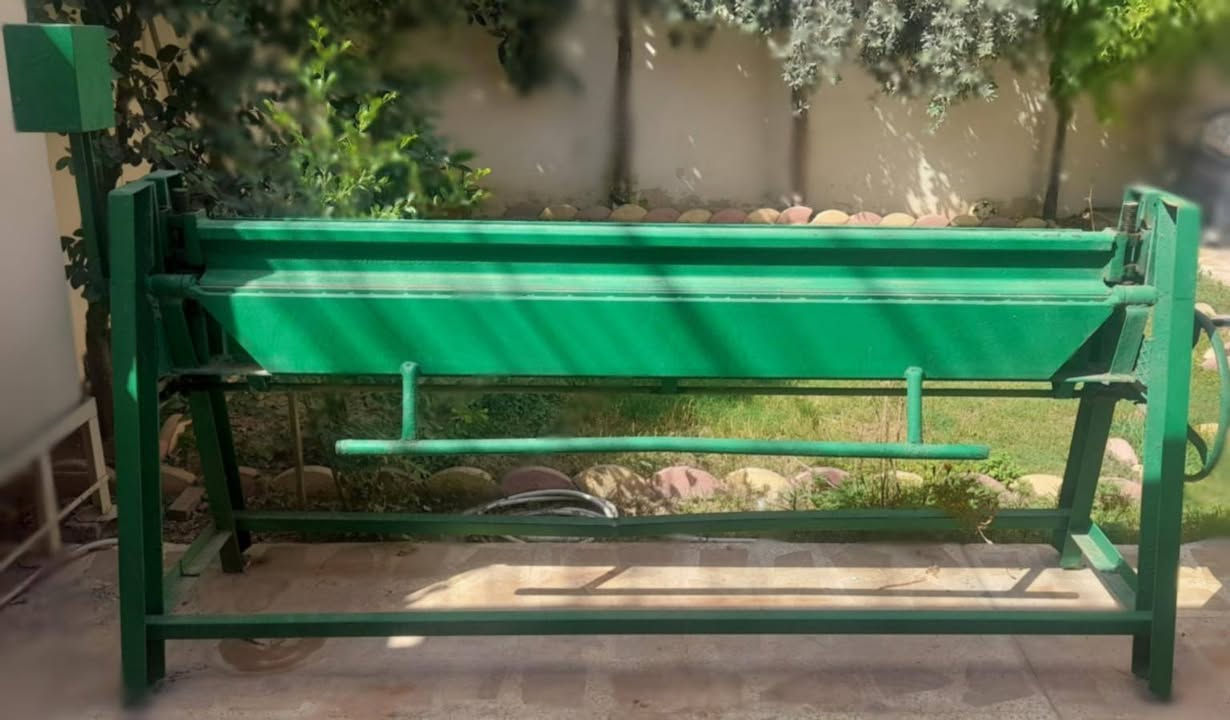 معمل المنيوم للبيع جميع القطع وليس البعض.... الموصل الجانب الأيسر..للأستفسار
***********
مكينة تشريح كيلون عامودية  
مكينة تشريح تي T  عامودية ماطور ايطالي
مكينة قص وفصال عامودية ماطور إيطالي 
مكينة كتر تركي مع التيغة وقاعدة 
مقص بليت طبر اخو الجديد نوع اصلي 
معواجة مترين وعشرة شغل في أربيل 
ميز (دزكة) للفصال حديد فصال بطول وعرض بلوك الخشب ..
ميز قاعدة حديد عدد ٢
حمالات حديد عدد ٢
