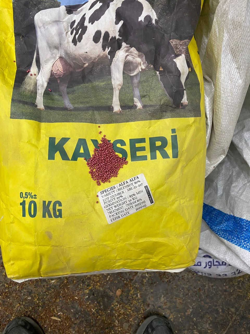 سلام عليكم يتوفر لدينا جت مصري تركي أسباني أمريكي هولندي يوجد خدمة توصيل
***********
