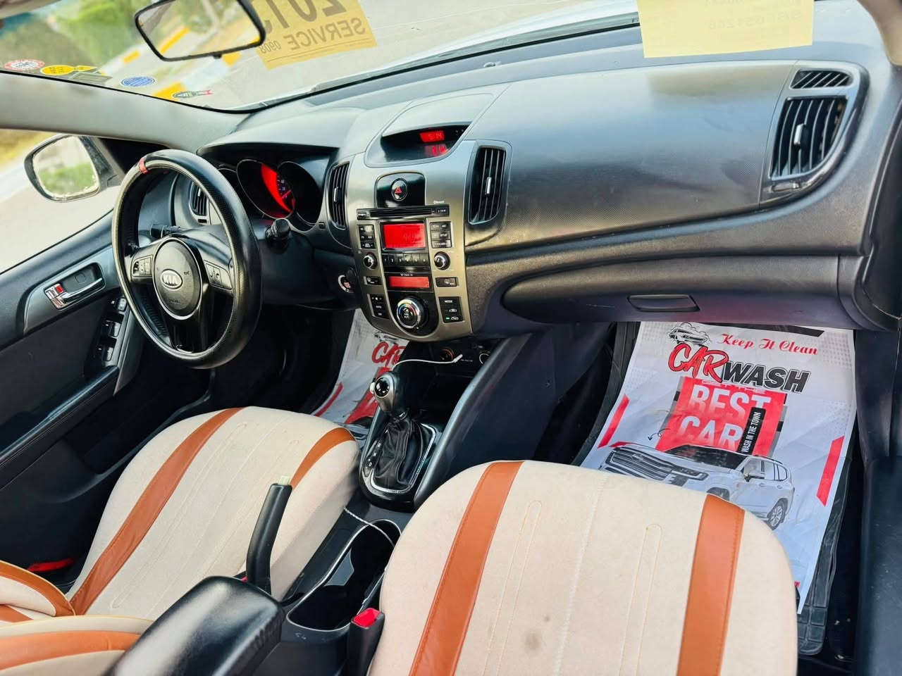 السلام عليكم...

بسعر 96$وبيه مجال بسيط 
سيراتو 2013خليجي فول مواصفات 
رقم سليمانيه دولي سنويه 2030وهزه 2027

بأسمي شرط التحويل شرط التحويل والغرامات 
ماشيه 170KM
✳️محرك 1600ممفتوح شرط لاتبخير ولاتنقيص 

✳️كير اتوماتيك 6نمربدون اي عيب 

تدفئة /تبريد/كهربائيات/صدر/تايرات/كلها مكفوله 
فول مواصفات بصمه فتحه 
🚘سياره جاهزه شرط برغي ما ناقصها 

✅سياره بيها جاملغات الخلفيه وبونيد وجاملغ بدون اي دواخل شرط 

السعر 96$💸
تايرات 4️⃣ جديدة 
صدر امامي خلفي كلا جديد 
مكان السيارة صلاح الدين 
 
للاستفسار***********
