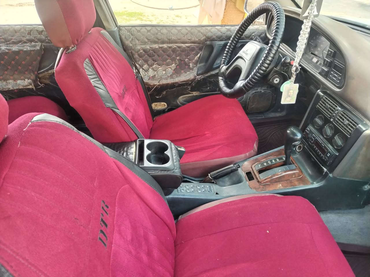 سلام عليكم برنس موديل ٩٣ سياره بسمي يرادله حداده سعر ٣٣ وبيه مجال ***********
