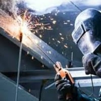 حداد متجول تصليح بيبان وشبابيك وشد سقايف اي شي عندك تصليح بالبيت يخص ا...