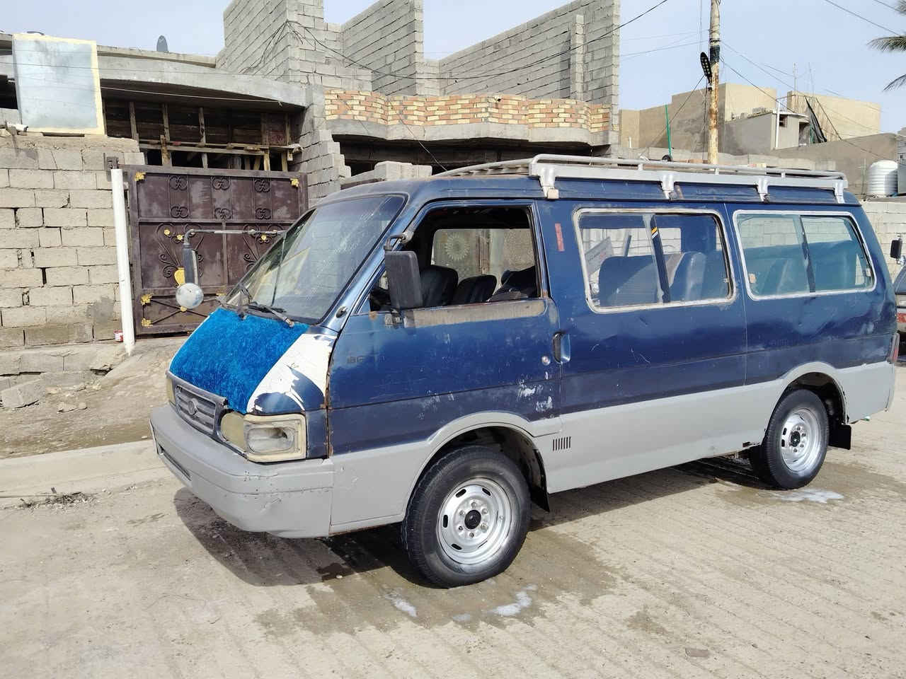 السلام عليكم ورحمة الله وبركاته
من رخصه مدير الكروب كيا بستا موديل 95 
رقم ديالى ألماني مصفره من كلشي مرور وهيىه 
شواصي الاماميه نضيفات والخلفيه بيهن خياس 
سنويه نافذه ابيع هل موجود راعي بغداد بس ما واصله 
ابيع كوم حديد

ملاحظة رجاء اقرأ المنشور زين يلا تخابر  مع احترامي للبعض 
عنوان ديالى بعقوبة 
***********
