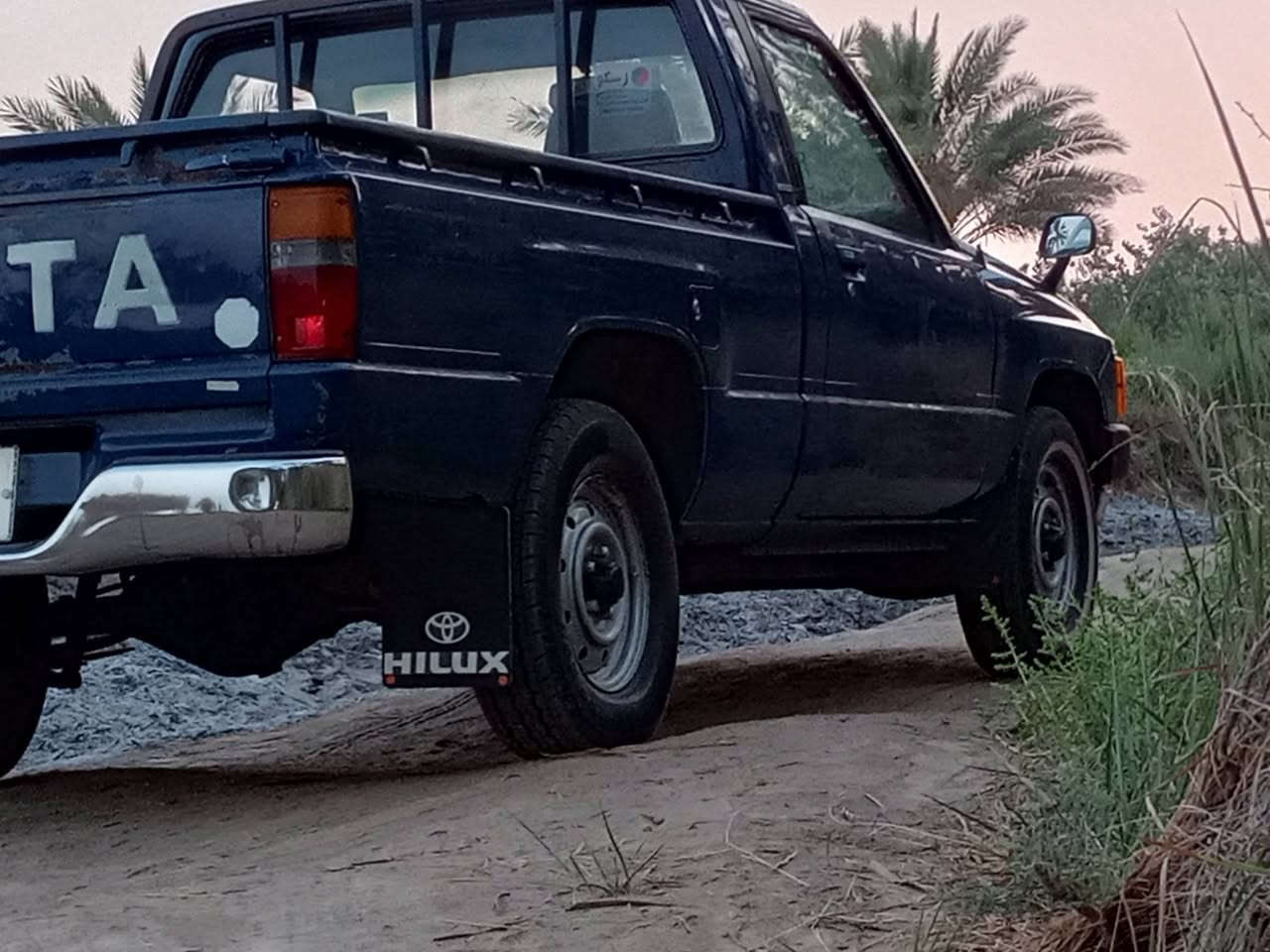 للبيع فقط بيك اب 85  سياره بلاده على وضع شركة تبريد وكلشي شغال رقم بغداد الإنكليز بأسمي قييم بالي يرضى رب العالمين  سكن بغداد رقم الهاتف ***********
