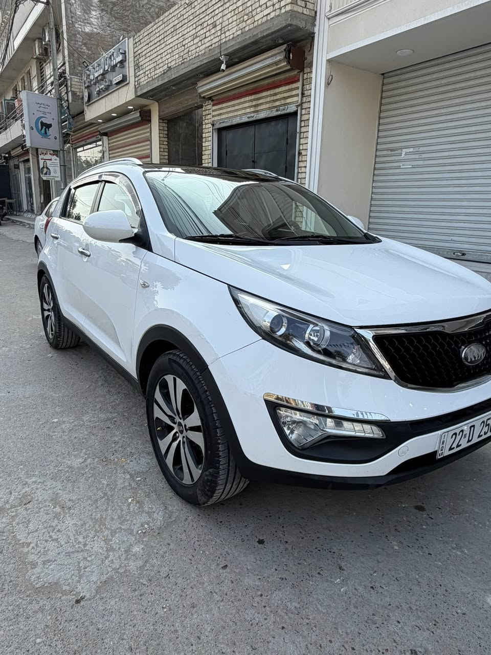 سبورتج خليجي 2012
كير محرك تبريد مكفولات 
صدر تخم تاير جديد
سونار بالمنشور
ماشيه 138 كيلو
جاهزه بدون نفقص 
السعر 148 وبيهة مجال
مكاني بغداد الدوره 
***********
