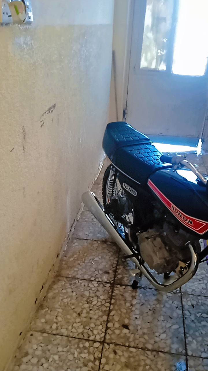 دراجة أربعة2016 اوراق أصولي حي العامل قرب المول***********
متواجد خاص
