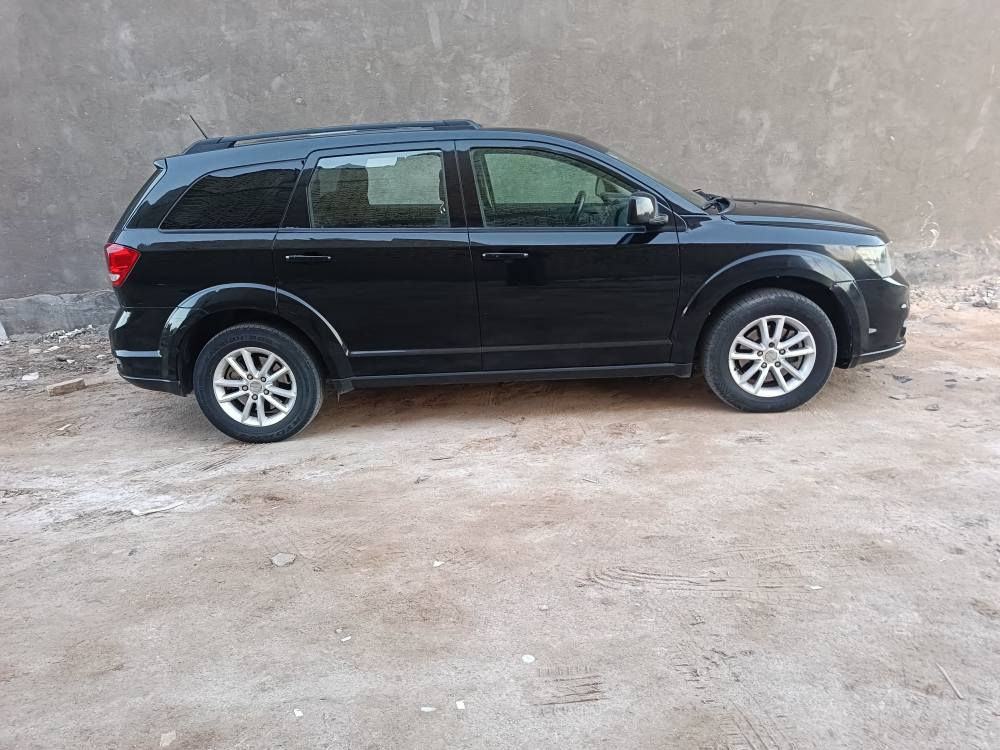 دوج جورني موديل 2017رقم ذي قار 6سلندر 7راكب 3قطع تبريد تبديل بنيد فقط ت*********** ناصرية, ذي قار
