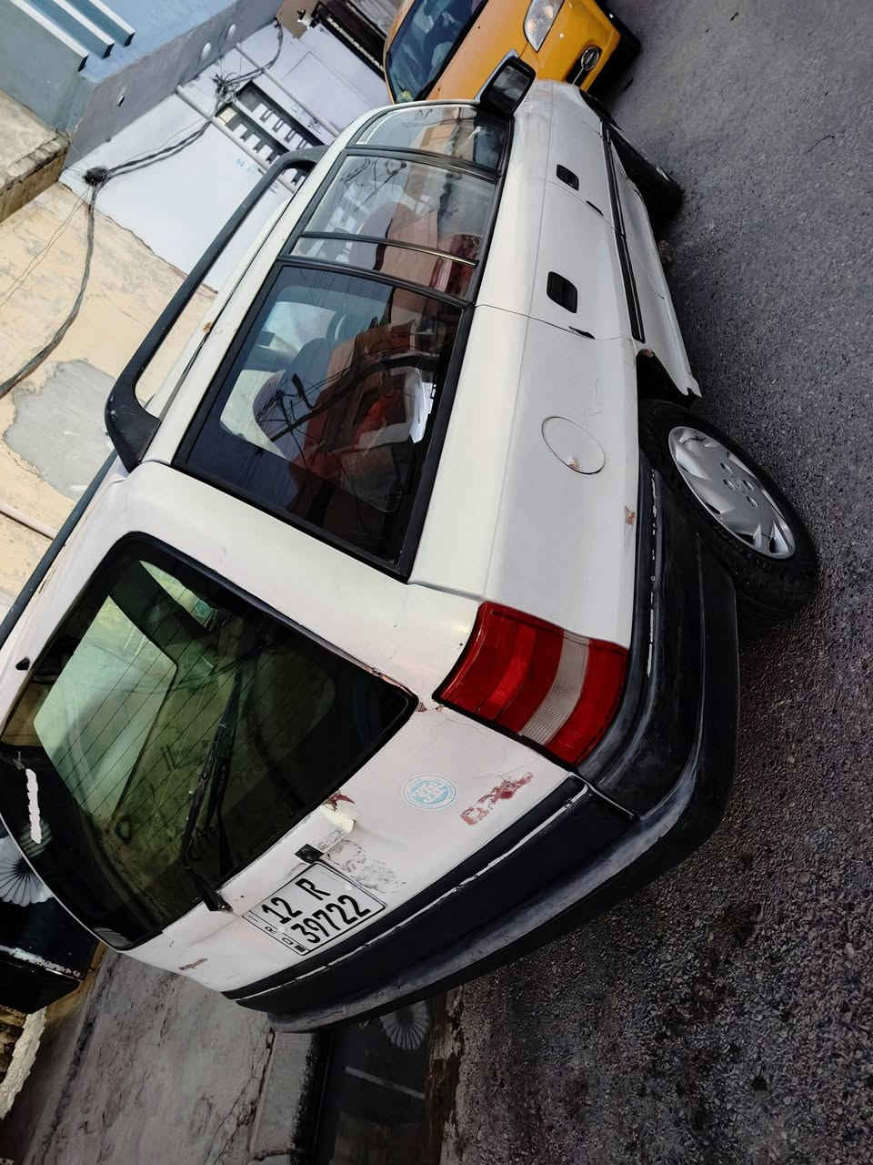 السلام عليكم..استره للبيع موديل 92🚘
كير  شرط محرك شرط🚘
رقم مسطره🚘
بدون ضرر 🚘
كابون بانزين سنويه جديده 2029🚘
مكان الموصل حي الكرامه 🚘
السعر 50وبيها مجال للطيبين 🚘
للتواصل ع الارقام التالية ....
***********  كورك...
*********** اسيا. ...
