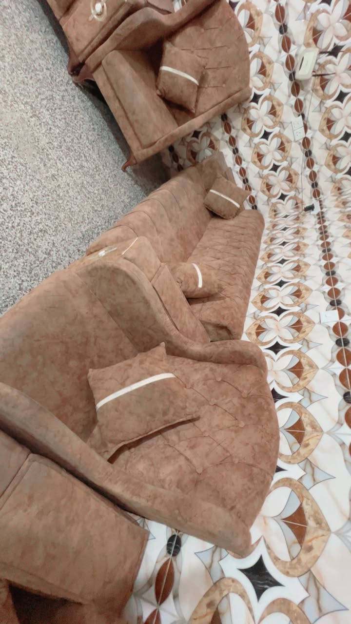 تخم  10مقاعد عارضي للبيع بسعر 300الف


**إذا كنت صاحب هذا الإعلان وتريد حذفه لأي سبب، رجاءا أرسل رسالة إلى الدعم الفني**