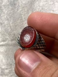 اللهم صل على محمد وآل محمد خاتم من العقيق اليماني لون احمر  طبيعي غير ...