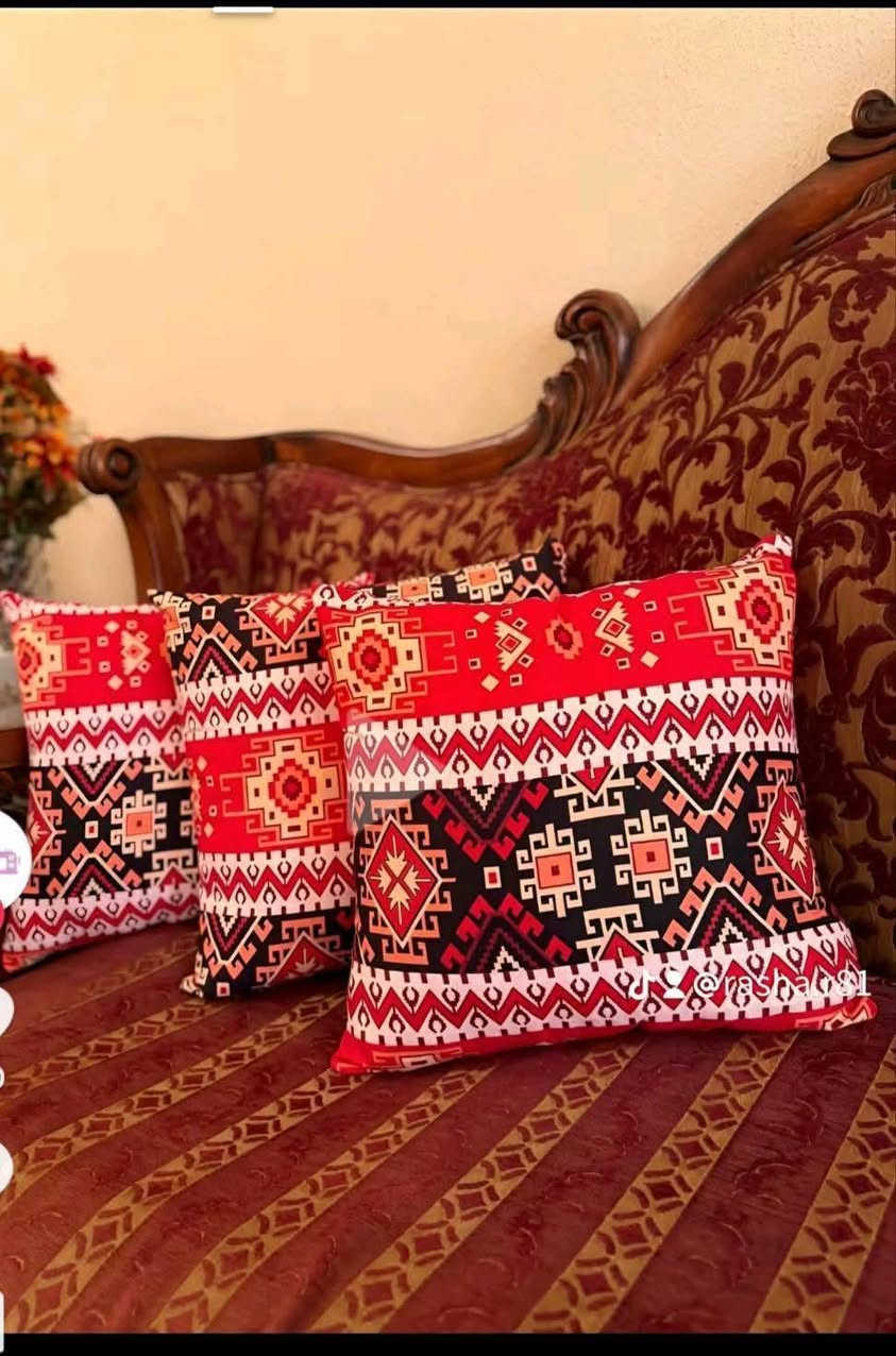 مفرش ركن رمضاني الخامه شامو مقدف ضامان الخامه 3 سنوات  الحجز والاستفسار واتساب ***********
