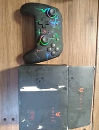 ثنين جويستيك كيمنك للحاسبه pc ابيعهن ثنينهن 60 الف وبيهن مجال عنواني ب...