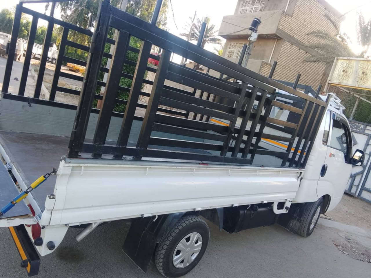 سيارة موديل ٢٠٠٩ باسمي رقم بغداد انكليزي السنوية ٢٠٣١ الهزة في الشهر الثاني لهذه السنة فقط تجديد السنوية بطارية ام ١٠٠ جديدة واتر بم جديد باور استيرن جديد دوشمة جديدة الإطارات عدد٥ جديد فقط التبريد لايعمل السعر ٩٣ قفل تحويل ثاني يوم ***********
