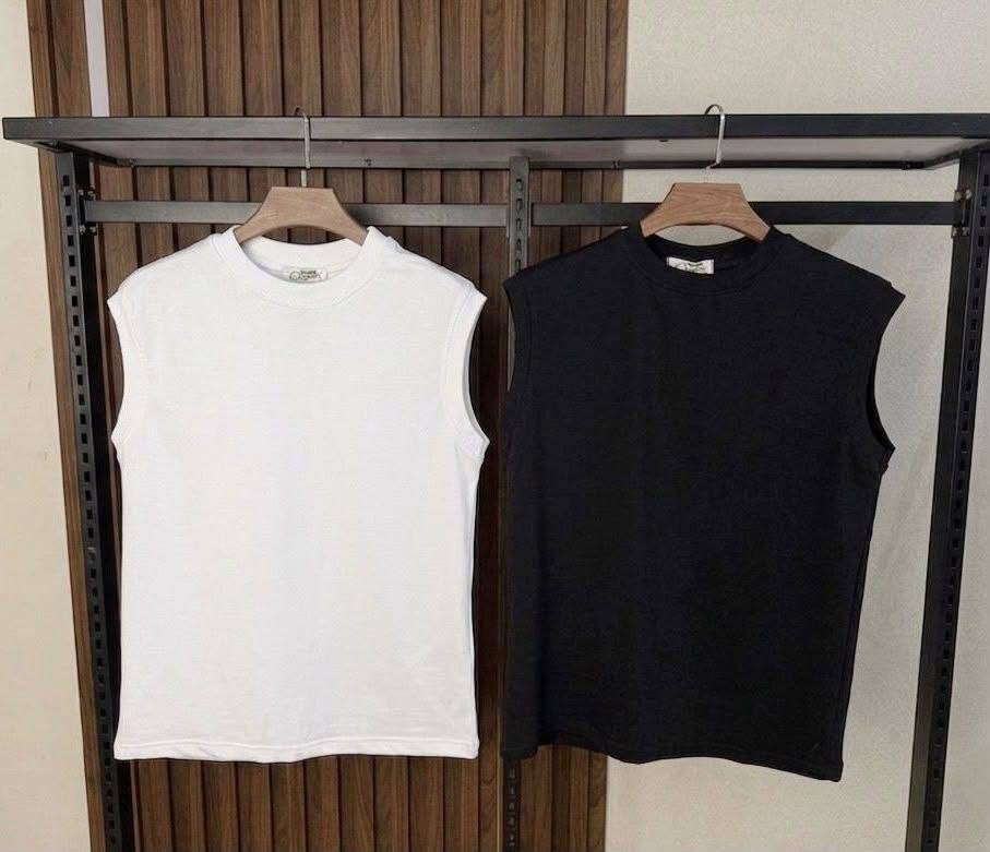 كيمونه سادة 
كيمونه برادا 
تركي ماستر 
خامه قطن بارد صيفي
اسود وابيض 
قالب ستندر
القياس 
S m L xL xxl 
الشد 10قطع ب//60الف


**إذا كنت صاحب هذا الإعلان وتريد حذفه لأي سبب، رجاءا أرسل رسالة إلى الدعم الفني**