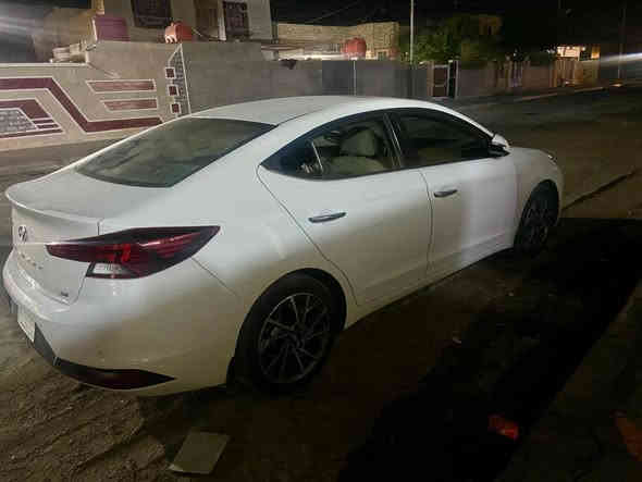 السلام عليكم اخواني انترا موديل 20 فول المواصفات واحد على واحد سياره جاهزه وجديده اللي يريد احنا بخدمته واردها خليجي سياره جاهزه وهذا الرقم

‏‪***********‬‏
