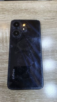 جهاز انفنكس هوت 30 بلي ذاكرة,128 جهاز مرتب كلشي ممبدل بي بس ضهرة شوي ت...