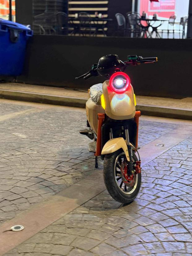 دراجه للبيع F3
دراجه نضيفه100/100
موديل 2025
سعر700بيه مجال
مكان بغداد حي جهاد
رقم ***********
