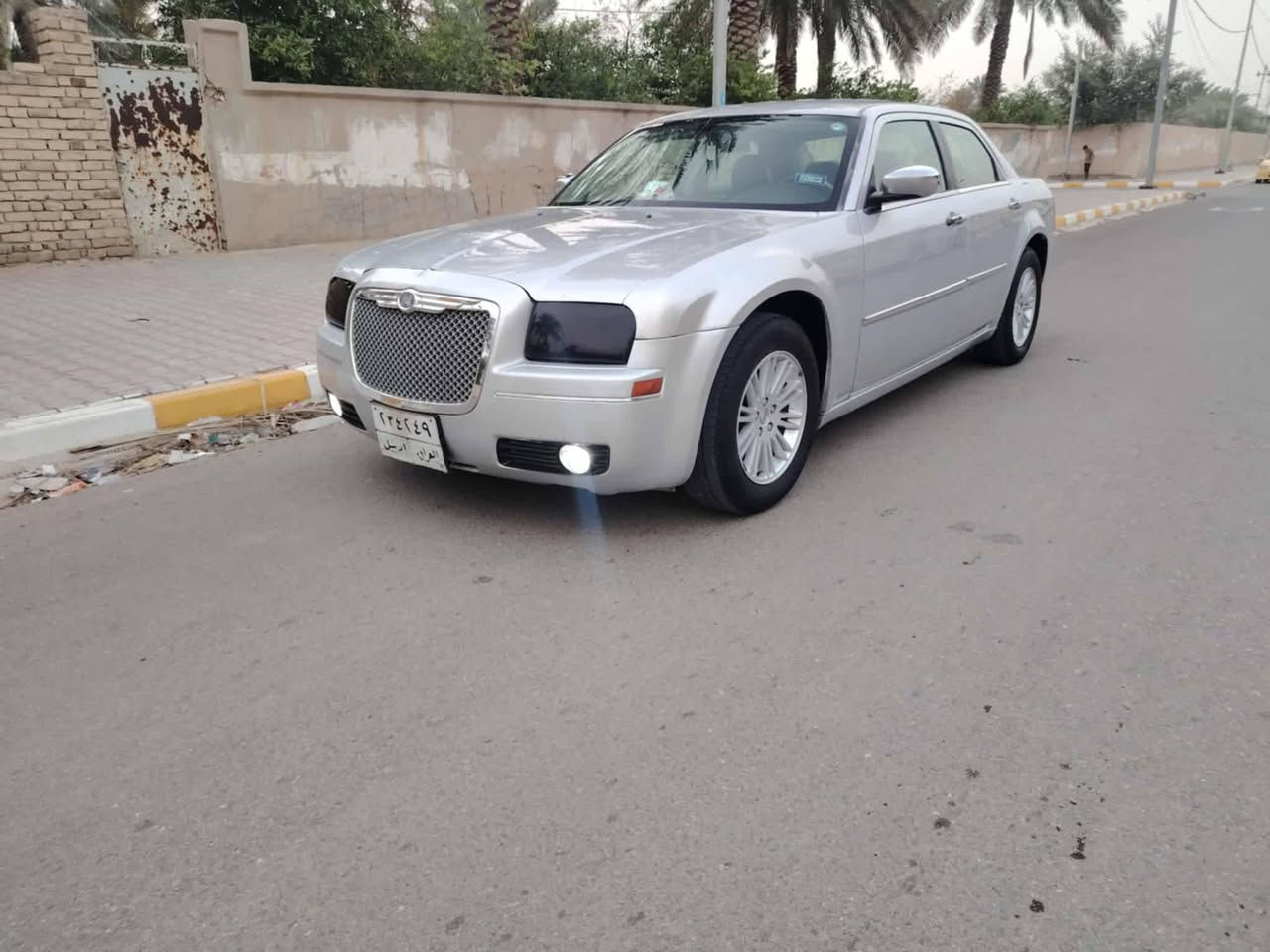 السلام عليكم اوبامه موديل 2010 اصل مكينه 3500 اصل  يو بي أس جبير سياره جاهزه كير مكينه حداديه اكسل سياره جاهزه من كلشي تحويل ثاني يوم سياره كله لغود شواصي بانكيات مكفولات تبريد+تدفئه+كهربائيات كلها شغاله السياره  الباقي كله  وسياره جاهزه من كلشي الف ماذب عليها 

السعر ١٢٢وبيها مجال جداً بسيط 

العنوان واسط الكوت 

‭٠٧٨٦ ٣٠١ ٣٢٣٤
